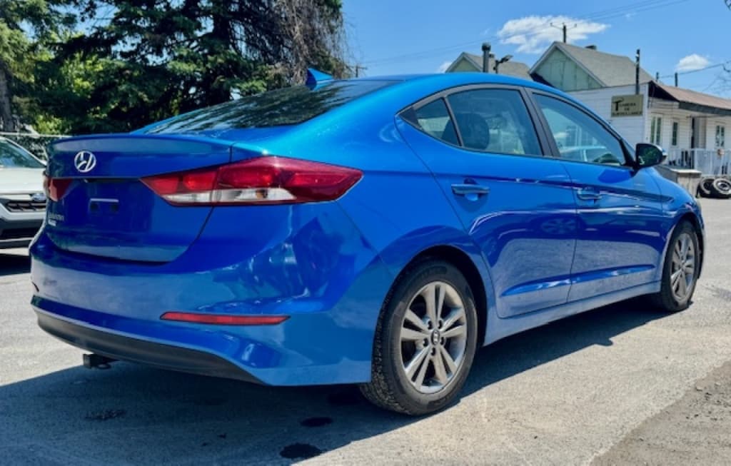 2018 Hyundai Elantra GL thumbnail 9
