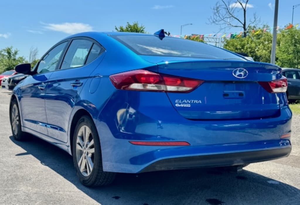 2018 Hyundai Elantra GL thumbnail 11