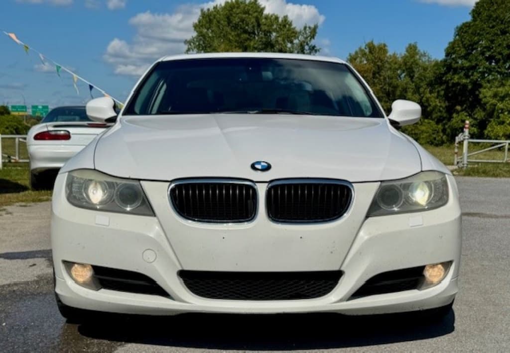 2011 BMW 3 Series 328i xDrive Édition thumbnail 2