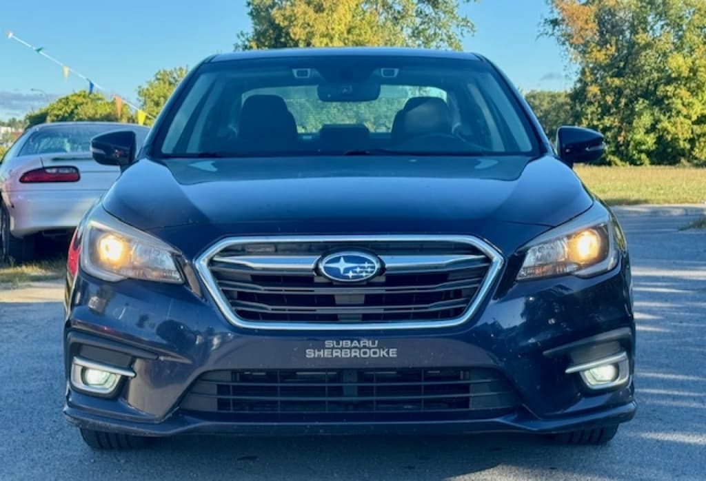 2018 Subaru Legacy Touring thumbnail 2