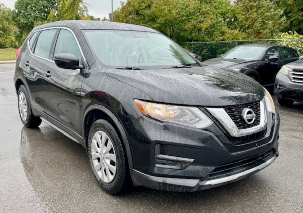 2017 Nissan Rogue S/SV thumbnail 8