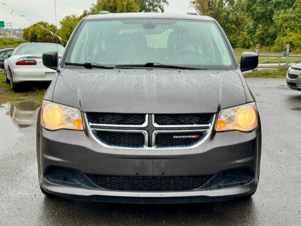 2019 Dodge Grand Caravan Ensemble Valeur Plus thumbnail 2