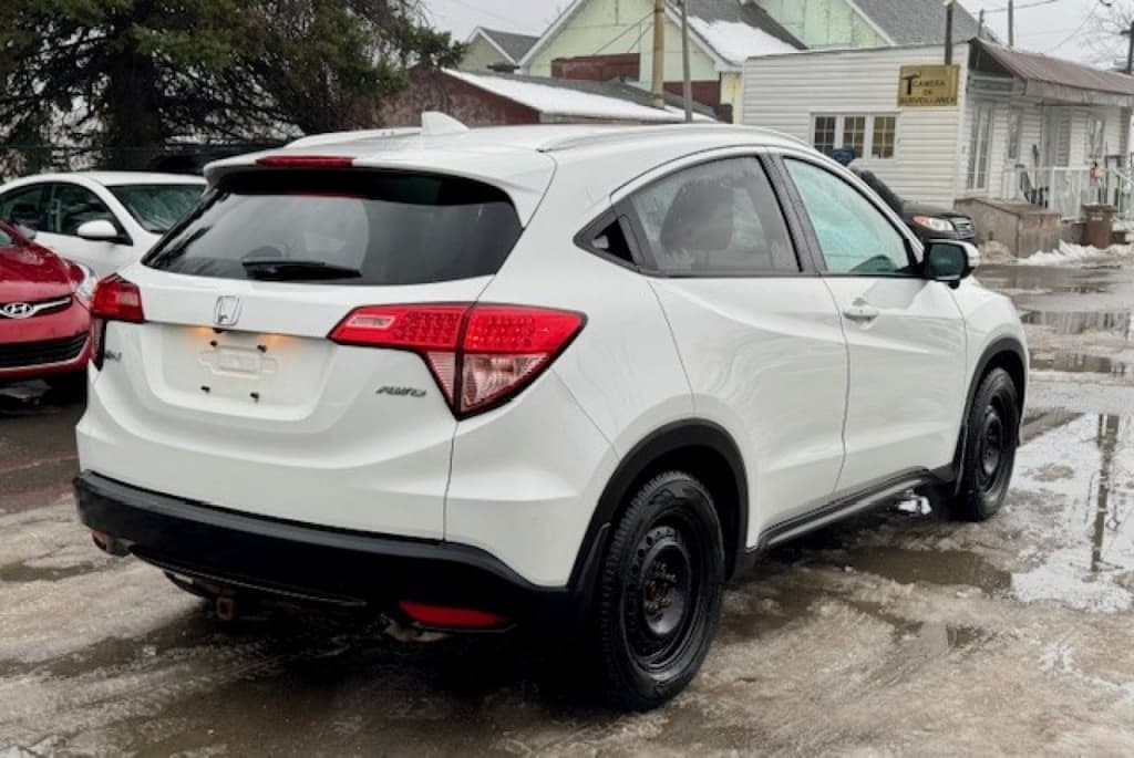 2017 Honda HR-V EX-L thumbnail 6