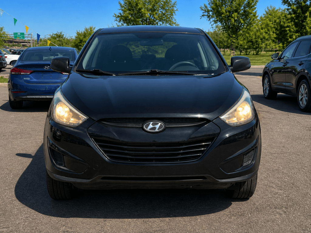 2015 Hyundai Tucson GL thumbnail 2