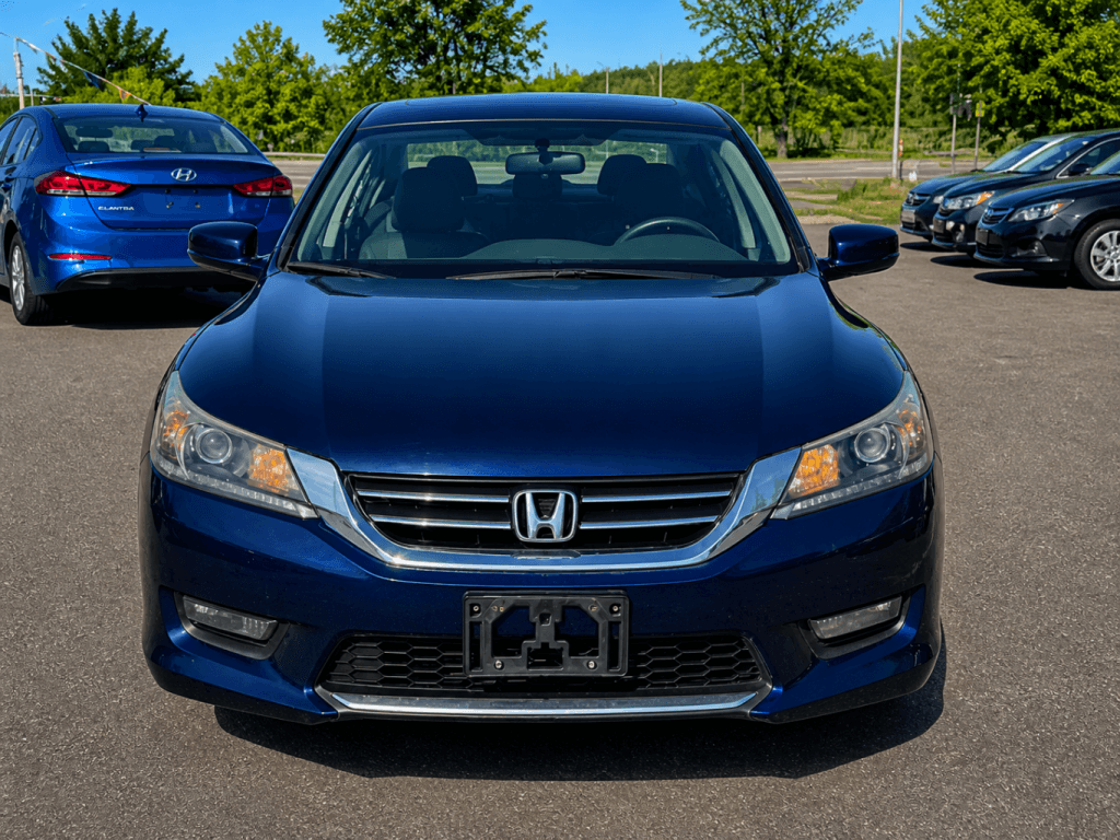 2015 Honda Accord Sedan Sport thumbnail 3