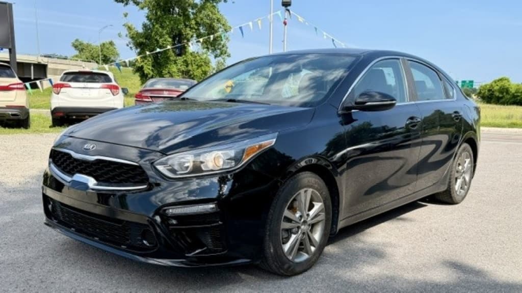 2020 KIA Forte EX thumbnail 2