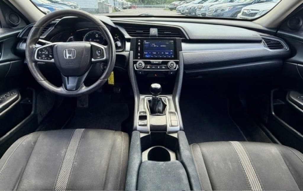 2017 Honda Civic Sedan LX thumbnail 9
