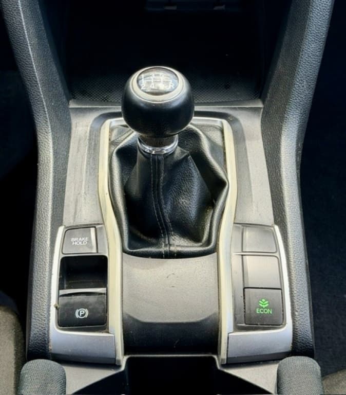 2017 Honda Civic Sedan LX thumbnail 12